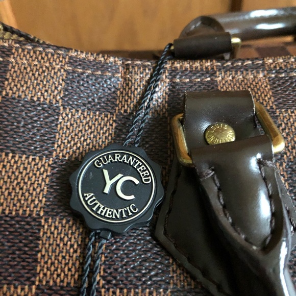 Louis Vuitton Damier Ebene Speedy 30 bag - Picture 9 of 15